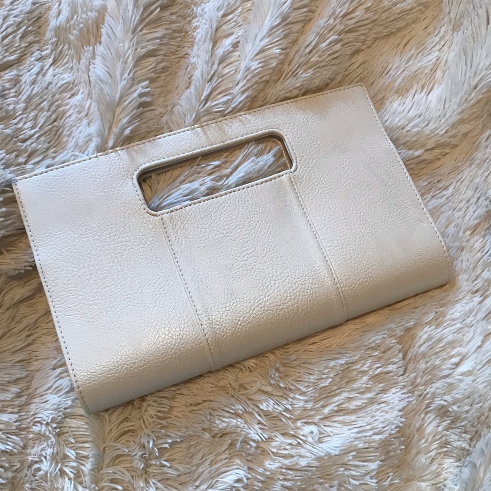 White clutch